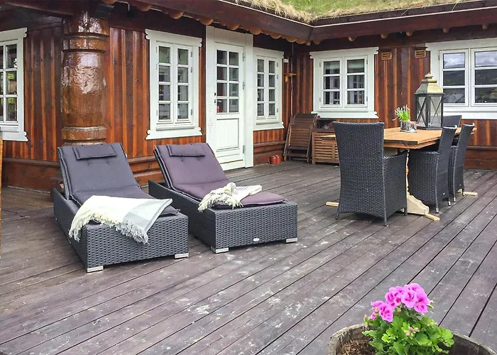 4 Bedroom Cozy In Gol *