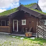 4 Bedroom Cozy In Gol Golsfjellet