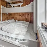 4 Bedroom Cozy In Gol بيت للعطل Golsfjellet